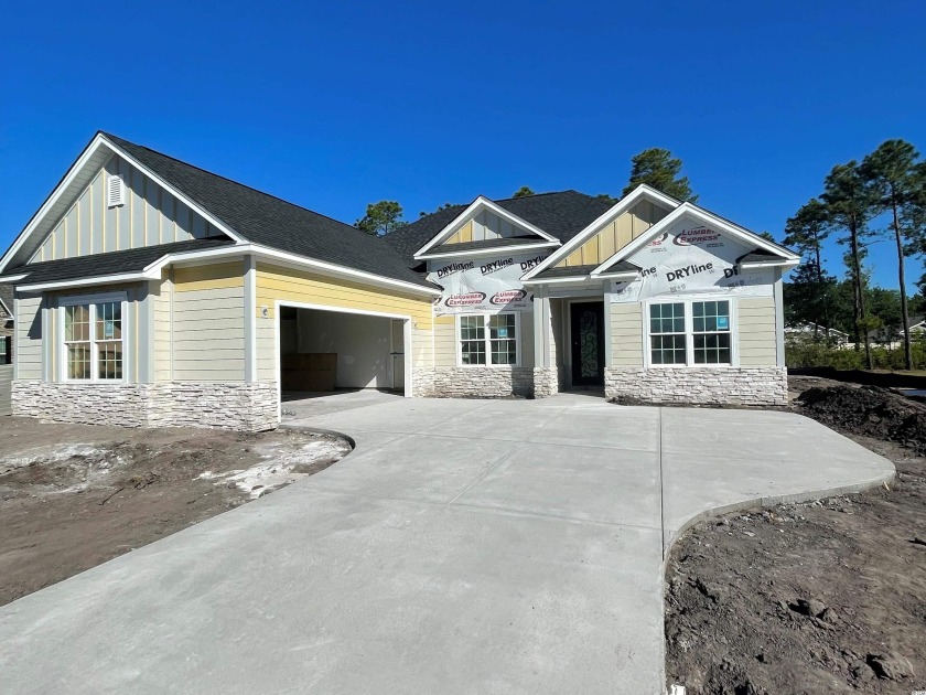 Move in ready within 60 days. This 3 bedroom 2 bath custom style - Beach Home for sale in Myrtle Beach, South Carolina on Beachhouse.com