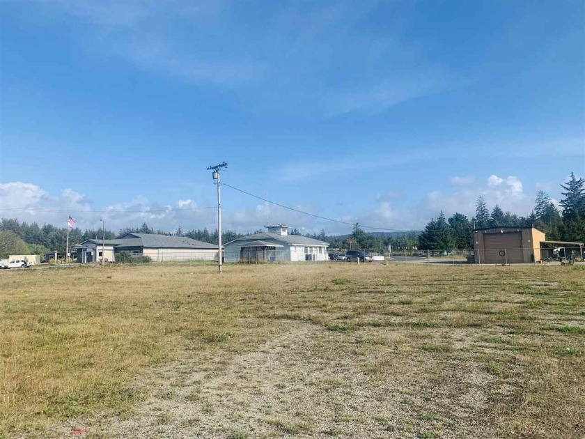 This is a prime commercial lot in a high traffic area near - Beach Commercial for sale in Crescent City, California on Beachhouse.com