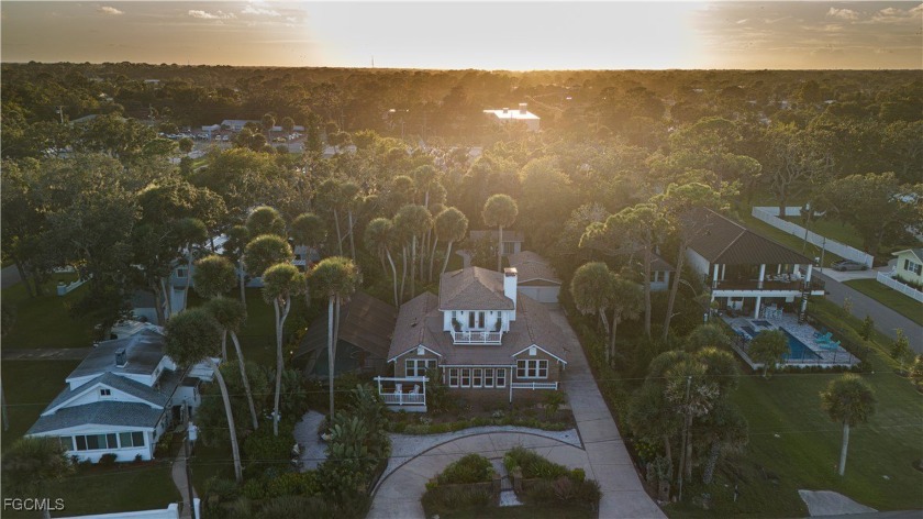 **Direct Intracoastal Waterfront Oasis with Historic Charm and - Beach Home for sale in Port Orange, Florida on Beachhouse.com