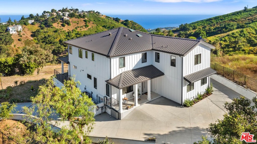 Discover unparalleled luxury in this newer construction - Beach Home for sale in Malibu, California on Beachhouse.com