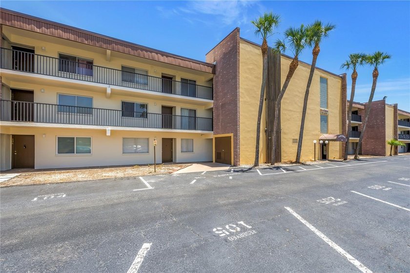Welcome to Placido Gardens in beautiful Northeast St - Beach Condo for sale in St. Petersburg, Florida on Beachhouse.com