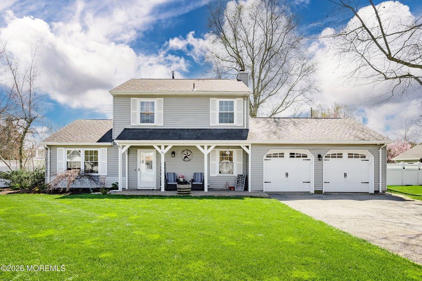 Located in desirable Bay Bridge Village, this well-maintained - Beach Home for sale in Brick, New Jersey on Beachhouse.com