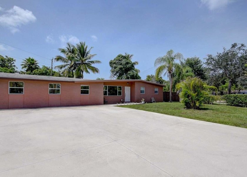 The market doesn't wait and neither should you. No HOA. Prime - Beach Home for sale in Royal Palm Beach, Florida on Beachhouse.com