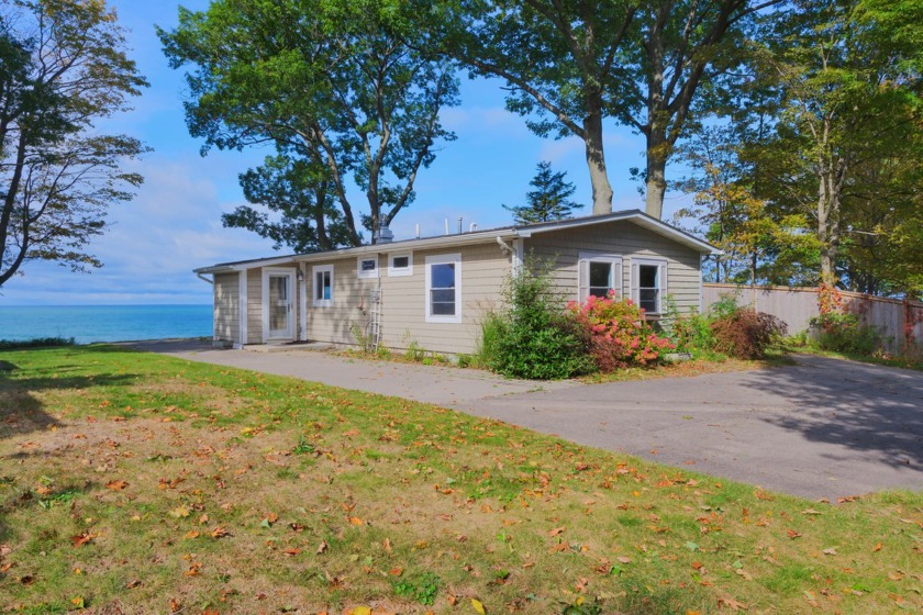 Sweet Cottage on Lake Michigan with breathtaking views. You can - Beach Home for sale in South Haven, Michigan on Beachhouse.com