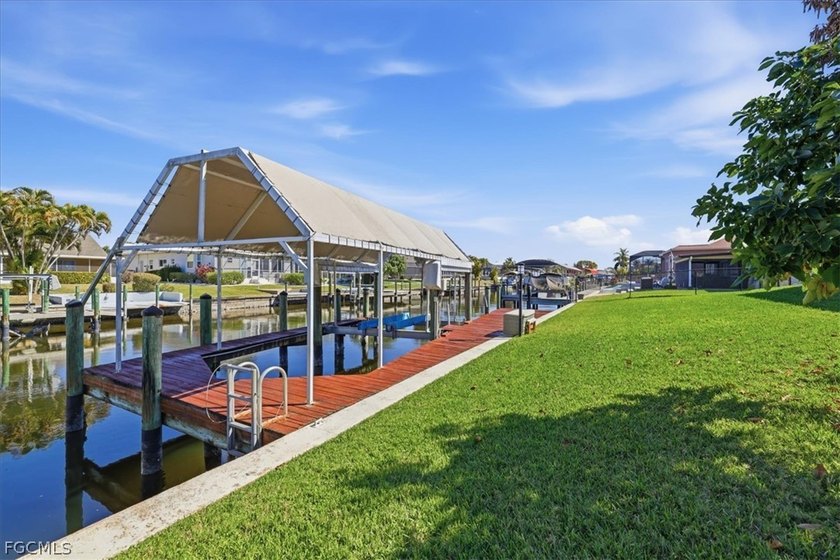 Immaculate, move-in-ready waterfront home with NO HOA, NO CDD - Beach Home for sale in Cape Coral, Florida on Beachhouse.com