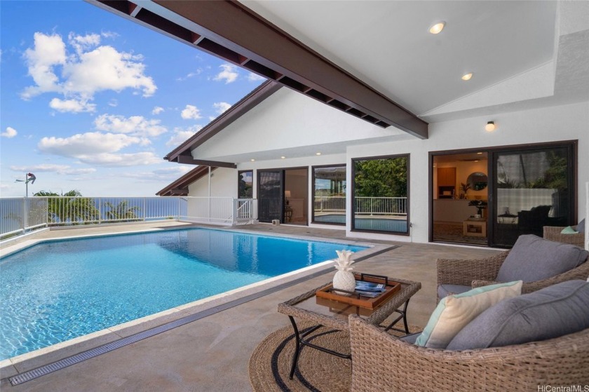 Welcome to this extraordinary home in the prestigious - Beach Home for sale in Honolulu, Hawaii on Beachhouse.com