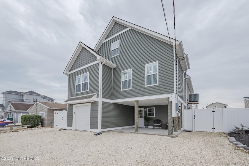 If you're looking to move right in, relax and start enjoying - Beach Home for sale in Little Egg Harbor, New Jersey on Beachhouse.com