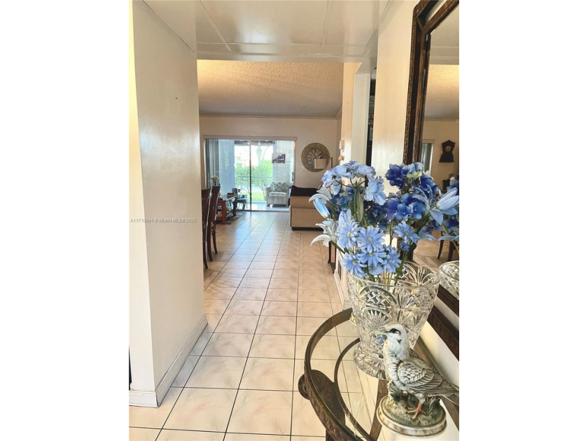 Beautiful 2-bedroom, 2-bathroom CORNER AND FIRST FLOOR condo in - Beach Condo for sale in Margate, Florida on Beachhouse.com