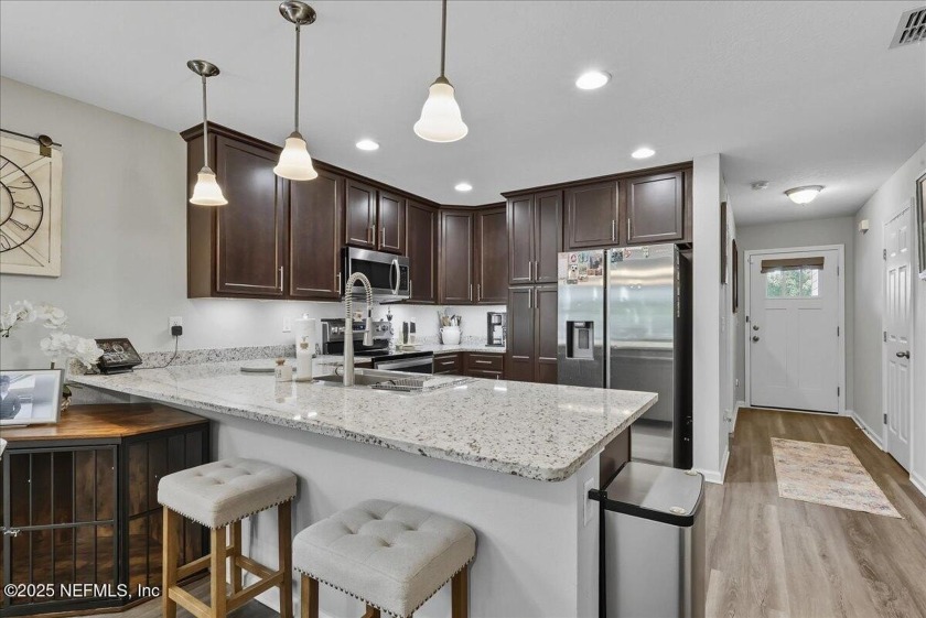 Fantastic Location! Close to Everything! Just 5 minutes to UNF - Beach Home for sale in Jacksonville, Florida on Beachhouse.com