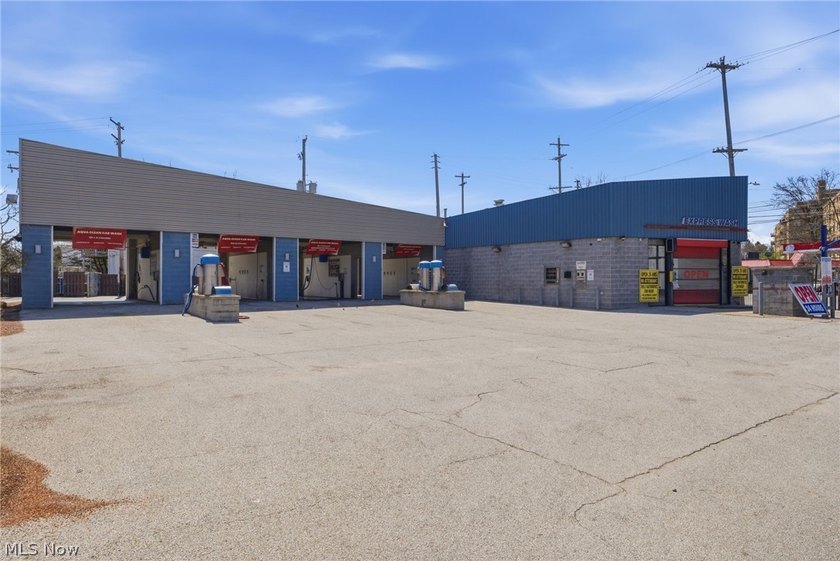 Aqua Clean Car Wash is a turnkey car wash opportunity! Built in - Beach Lot for sale in Cleveland, Ohio on Beachhouse.com
