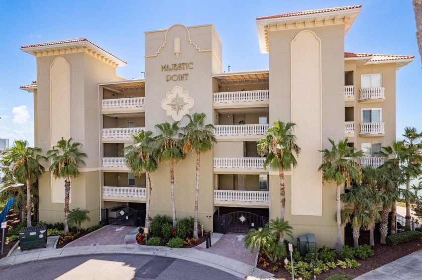 Luxurious Penthouse Living with Unforgettable Views in - Beach Condo for sale in Clearwater Beach, Florida on Beachhouse.com