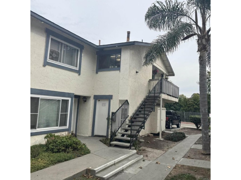 HIS CHARMING UPPER-LEVEL CONDO OFFERS THE PERFECT COMBINATION OF - Beach Condo for sale in Oceanside, California on Beachhouse.com