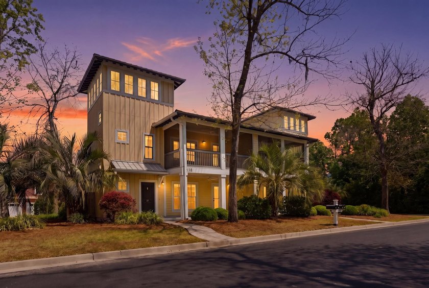 Welcome to this beautifully maintained townhome nestled in the - Beach Townhome/Townhouse for sale in Pawleys Island, South Carolina on Beachhouse.com