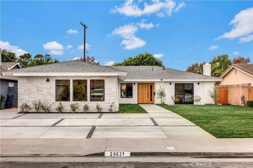 This stunning, fully renovated single-story home is ideally - Beach Home for sale in Huntington Beach, California on Beachhouse.com