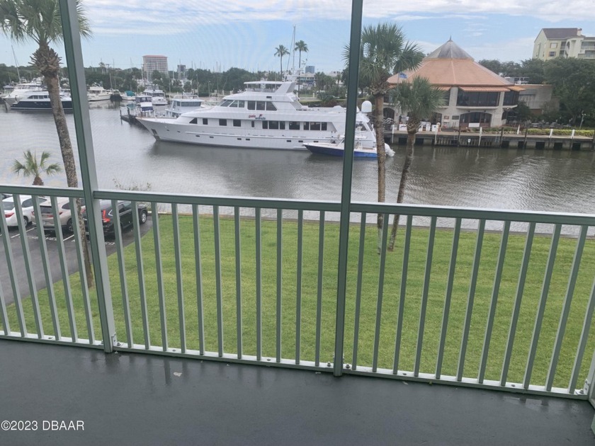 BEAUTIFUL RIVER FRONT UNIT OVERLOOKING THE CHART HOUSE MARINA - Beach Condo for sale in Daytona Beach, Florida on Beachhouse.com