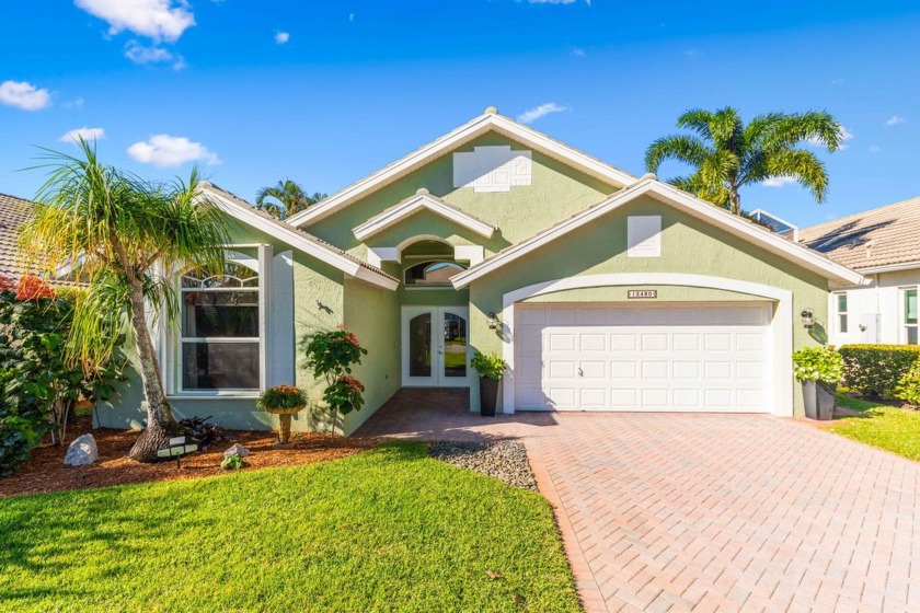 This Martin County home is designed for those who appreciate - Beach Home for sale in Hobe Sound, Florida on Beachhouse.com