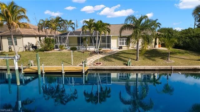 GULF ACCESS! Welcome to your waterfront paradise in the heart of - Beach Home for sale in Port Charlotte, Florida on Beachhouse.com