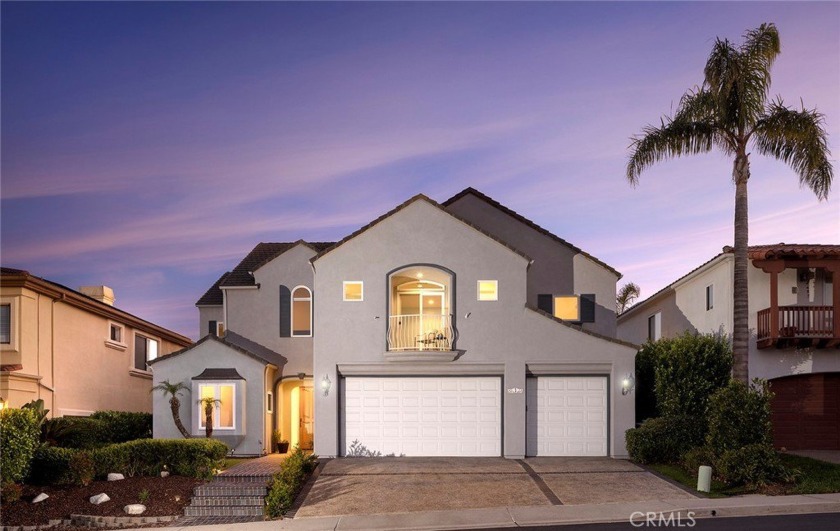 Be prepared for PRIVACY & SPLENDOR at this gorgeous OCEAN VIEW - Beach Home for sale in San Clemente, California on Beachhouse.com