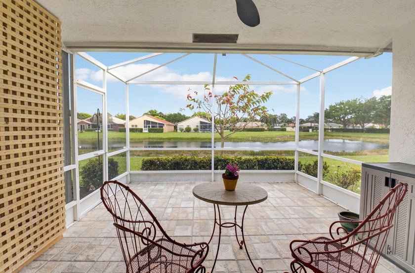 Stunning lake views! New roof, A/C, and skylights! Don't miss - Beach Home for sale in Boynton Beach, Florida on Beachhouse.com