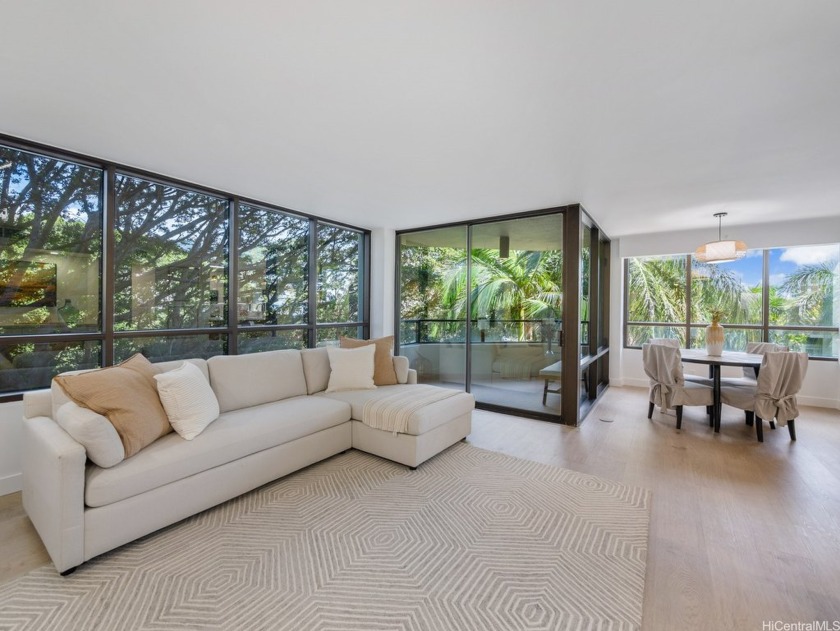 Escape the hustle of Kaka'ako and discover elevated island - Beach Condo for sale in Honolulu, Hawaii on Beachhouse.com