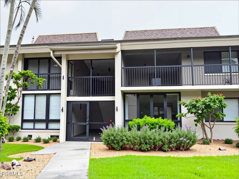 Seller Will Pay One Quarter of HOA Fees with Accepted Offer! - Beach Condo for sale in Fort Myers, Florida on Beachhouse.com