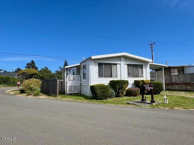 Welcome to your dream coastal retreat! This charming double wide - Beach Home for sale in Fort Bragg, California on Beachhouse.com