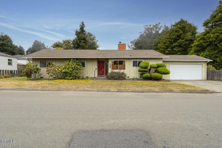 East Cedar Street location. This single story - Beach Home for sale in Fort Bragg, California on Beachhouse.com