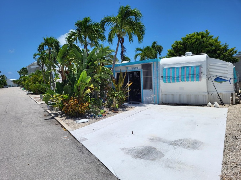 2 bedroom 1 bath mobile home located at 701 Spanish Main Dr Lot - Beach Home for sale in Cudjoe Key, Florida on Beachhouse.com