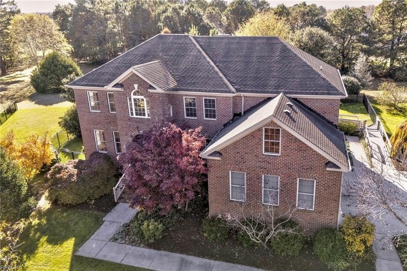 Beautifully maintained 5-bedroom, 4.5-bath all-brick home with - Beach Home for sale in Virginia Beach, Virginia on Beachhouse.com