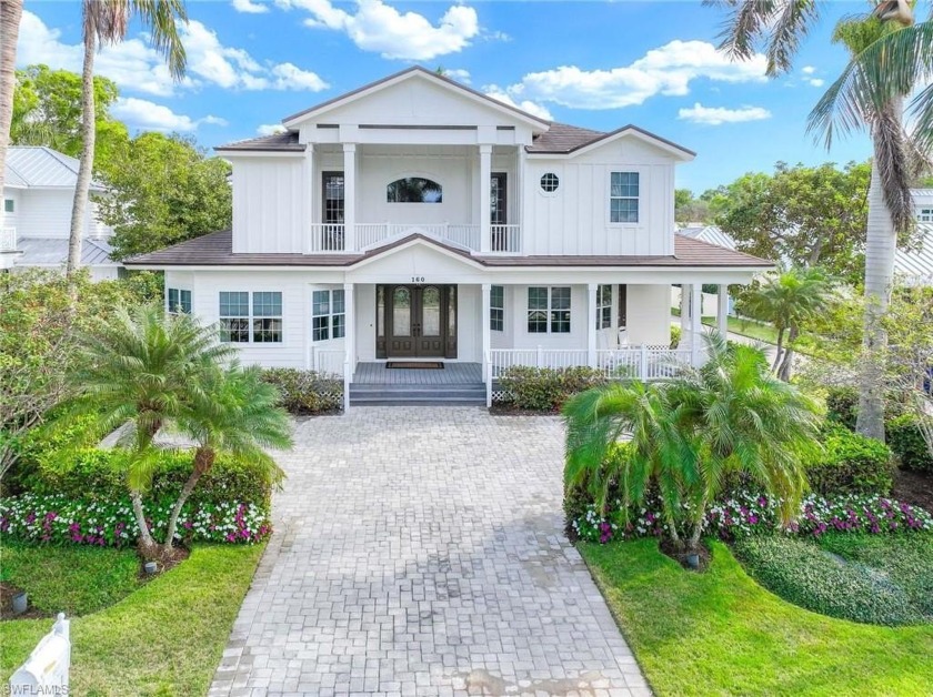 PRICE ADJUSTMENT!! Tthis beautiful Old Naples gem has had a - Beach Home for sale in Naples, Florida on Beachhouse.com