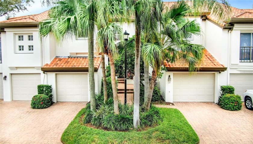 Price Reduction Alert! Take advantage now! Location, location - Beach Townhome/Townhouse for sale in Tampa, Florida on Beachhouse.com