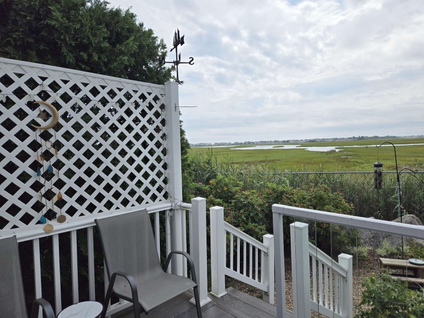 ON THE MARSH.  Charming seasonal home at the Coast.  Spectacular - Beach Home for sale in Seabrook, New Hampshire on Beachhouse.com