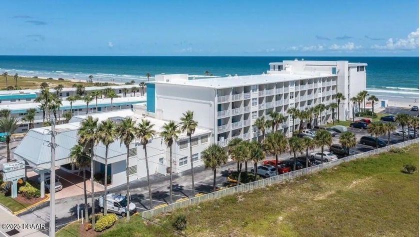 True 1 bedroom, 2 bath condo with plenty of room for you or your - Beach Condo for sale in Daytona Beach, Florida on Beachhouse.com
