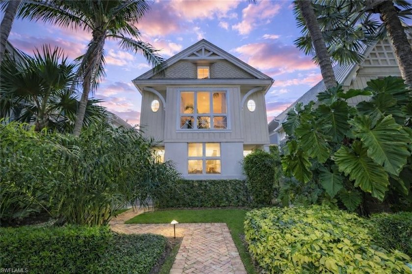 NEVER FLOODED- Exquisite Olde Naples Retreat - Luxury Living - Beach Home for sale in Naples, Florida on Beachhouse.com