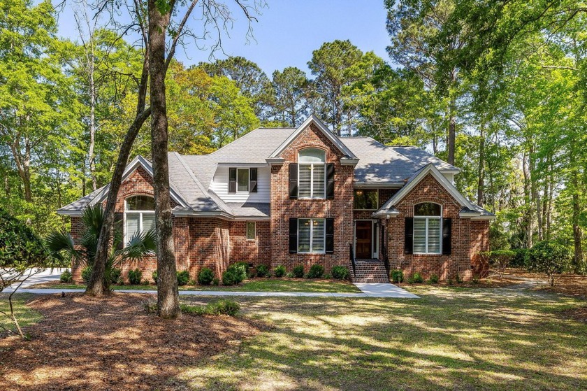 Elegant traditional brick home on an exceptionally private marsh - Beach Home for sale in Mount Pleasant, South Carolina on Beachhouse.com