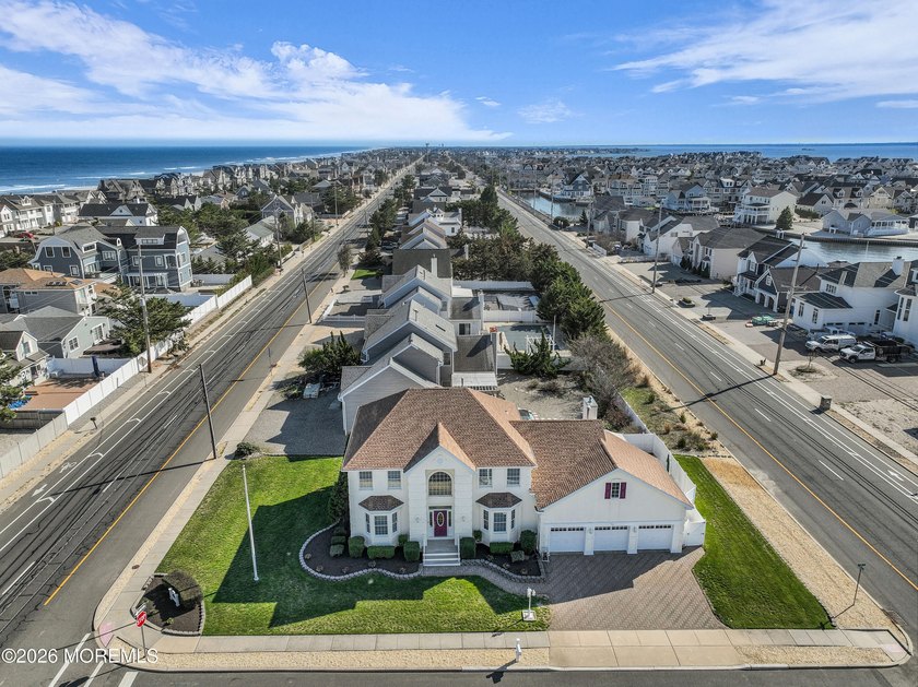 Nestled in the prestigious Autumn Estates subdivision of South - Beach Home for sale in Mantoloking, New Jersey on Beachhouse.com