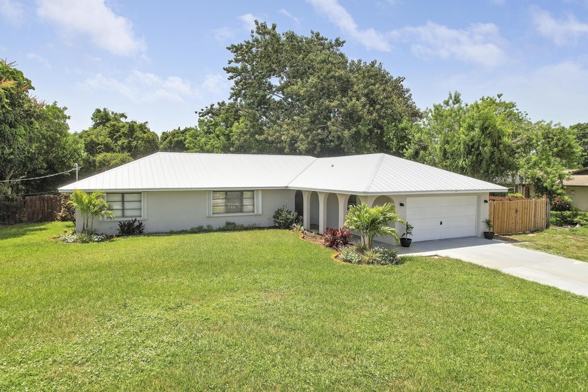 Nestled in the vibrant community of Port Saint Lucie. This - Beach Home for sale in Port Saint Lucie, Florida on Beachhouse.com
