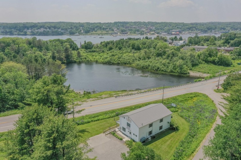 This 3,000 sq. ftmercial Building, available for immediate owner - Beach Commercial for sale in Belfast, Maine on Beachhouse.com