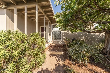 Enter your very private city oasis via an automatic gate and - Beach Home for sale in Fort Bragg, California on Beachhouse.com