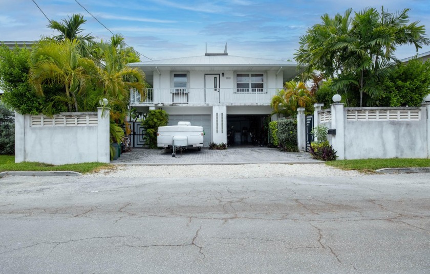 Welcome to your own outdoor living paradise at this - Beach Home for sale in Key West, Florida on Beachhouse.com