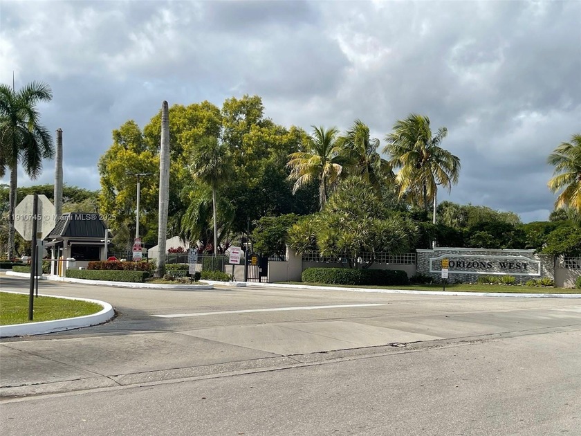 EXCEPTIONAL OPPORTUNITY TO OWN A FIRST FLOOR GENEROUSLY - Beach Condo for sale in Miami, Florida on Beachhouse.com