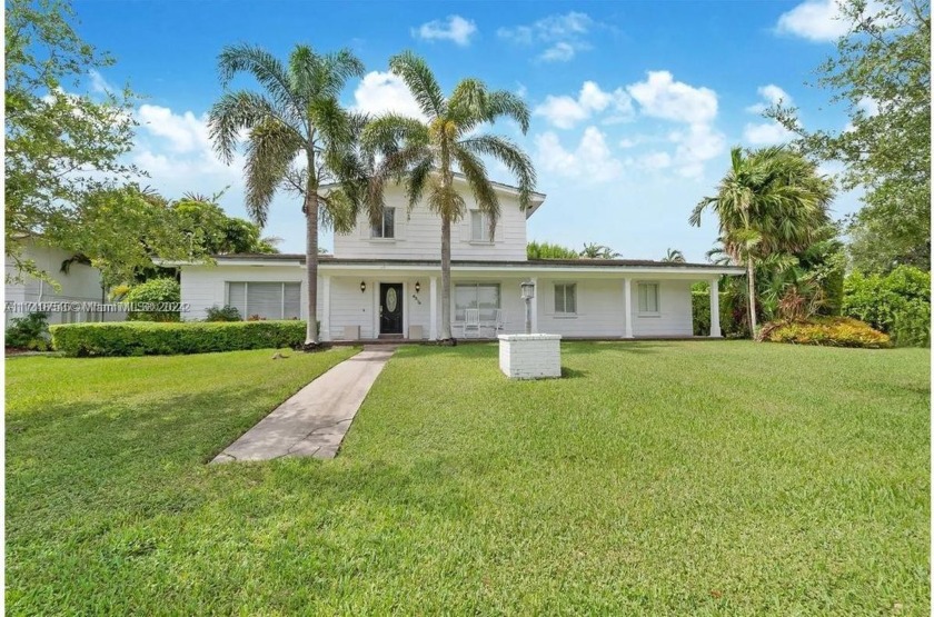 Welcome to your dream home in Palmetto Bay, located on the Coral - Beach Home for sale in Coral Gables, Florida on Beachhouse.com