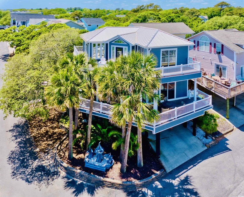 STUNNING LUXURY AT THE BEACH! PROFESSIONALLY DESIGNED AND CUSTOM - Beach Home for sale in Myrtle Beach, South Carolina on Beachhouse.com