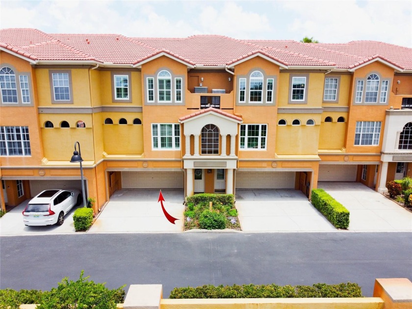 DREAMING OF HAVING IT ALL HERE'S YOUR CHANCE! This 3/3/4 - Beach Townhome/Townhouse for sale in Tarpon Springs, Florida on Beachhouse.com