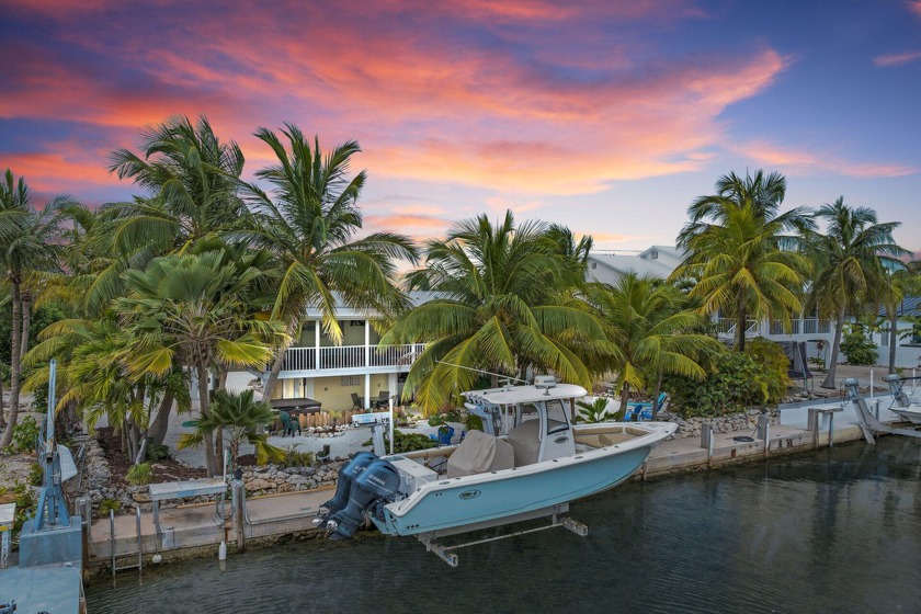 Welcome to Paraiso Estates, an established Oceanside - Beach Home for sale in Marathon, Florida on Beachhouse.com