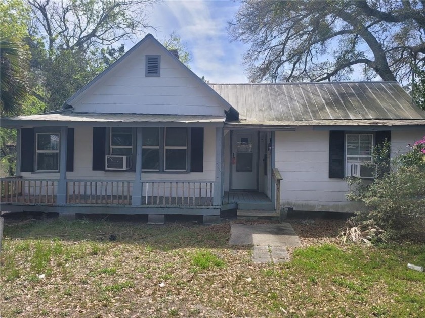 Income producing duplex located on Amelia Island. Located - Beach Home for sale in Fernandina Beach, Florida on Beachhouse.com