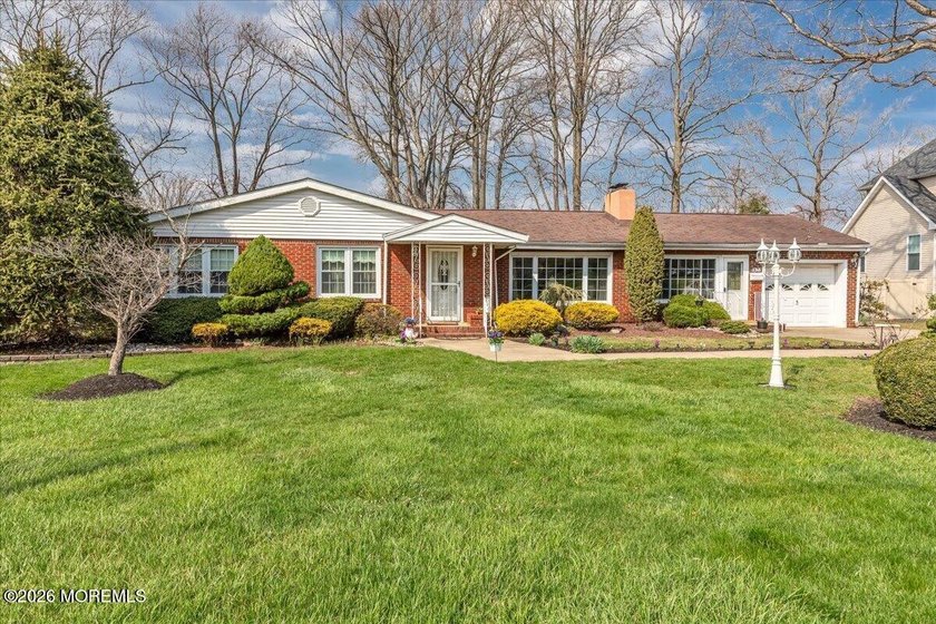 Opportunity is knocking in Aberdeen! This 3-bedroom, 1.5-bath - Beach Home for sale in Aberdeen, New Jersey on Beachhouse.com