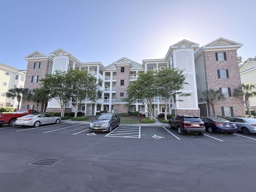 Beautifully updated and fully furnished 3 bed/2bath, first floor - Beach Condo for sale in Myrtle Beach, South Carolina on Beachhouse.com