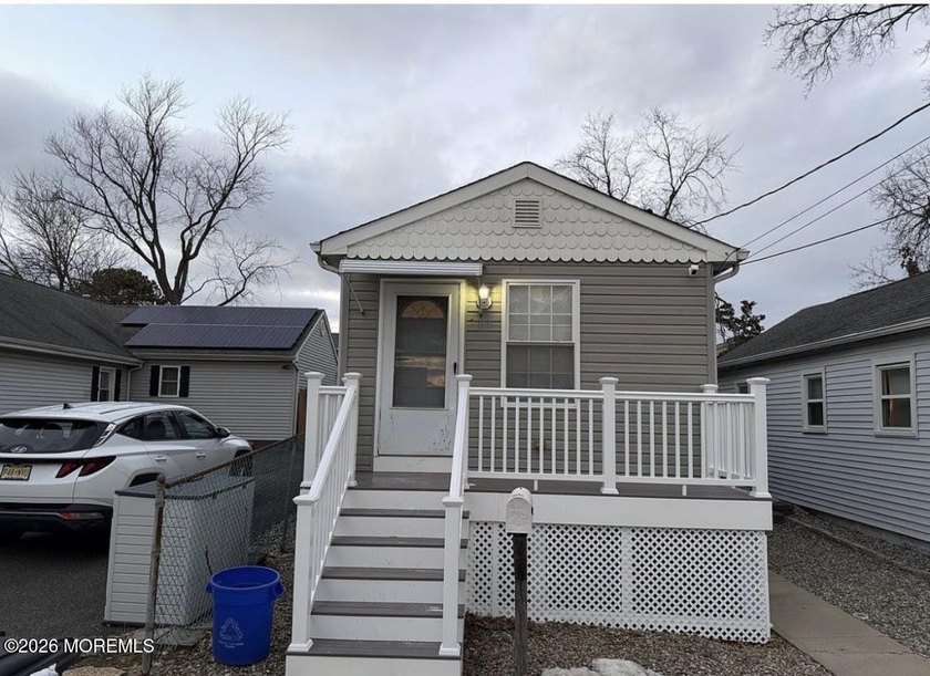Beautiful 3-bedroom, 2-bathroom shore home just blocks from the - Beach Home for sale in Union Beach, New Jersey on Beachhouse.com