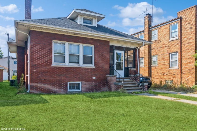 Welcome to this charming all-brick ranch-style home in Whiting - Beach Home for sale in Whiting, Indiana on Beachhouse.com